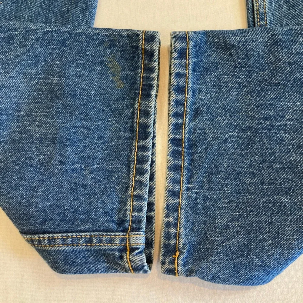 Levis 505 Jeans Mens 35x32 (Fit 33x31) Relaxed Fit Straight Leg Medium Wash Blue